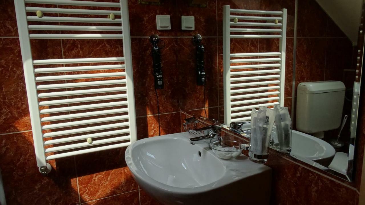 Hotel Casa Elysee Deva Exteriér fotografie