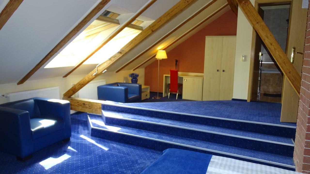 Hotel Casa Elysee Deva Exteriér fotografie