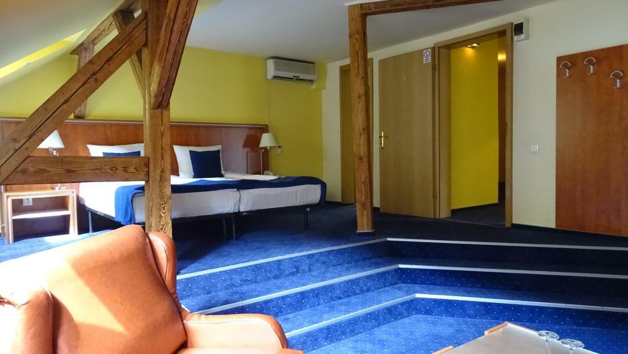Hotel Casa Elysee Deva Exteriér fotografie