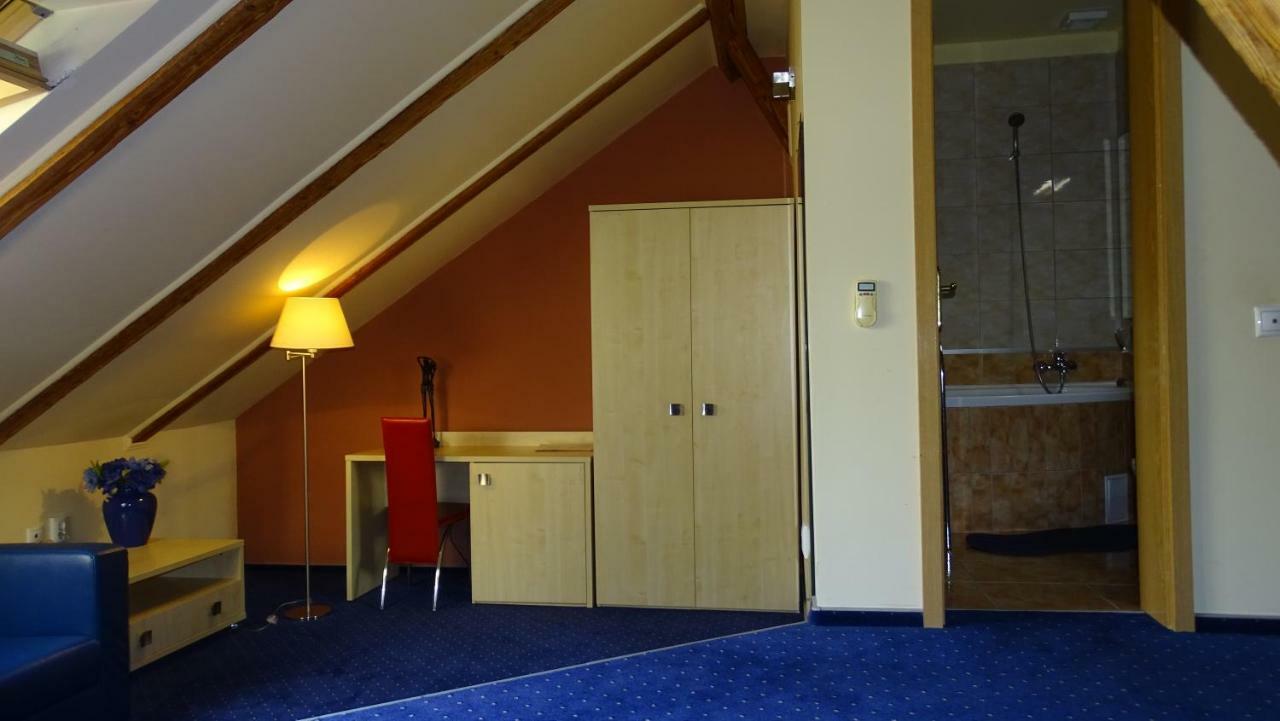 Hotel Casa Elysee Deva Exteriér fotografie